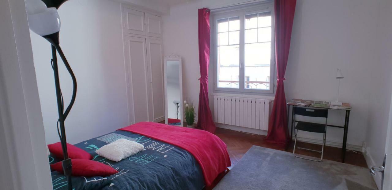 Au 36, Les Apparts Hotel Joigny Exteriör bild