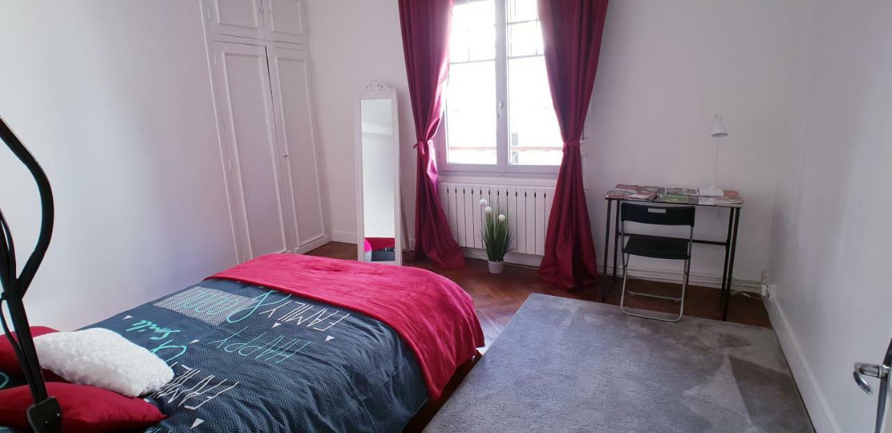Au 36, Les Apparts Hotel Joigny Exteriör bild