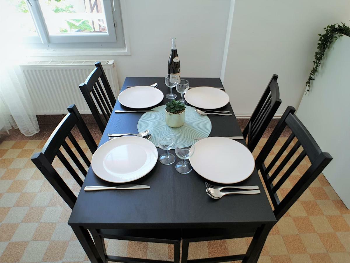 Au 36, Les Apparts Hotel Joigny Exteriör bild