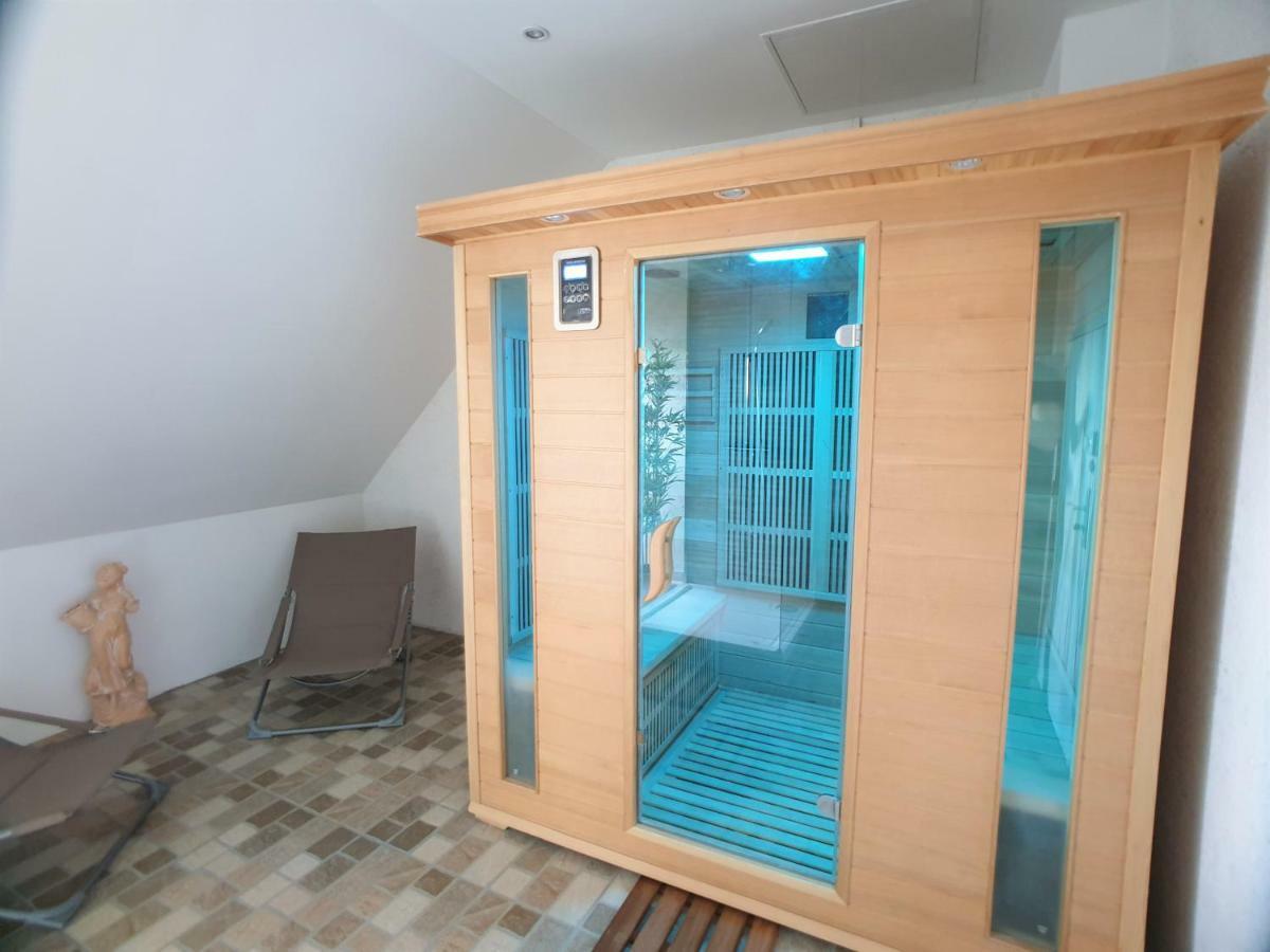 Au 36, Les Apparts Hotel Joigny Exteriör bild