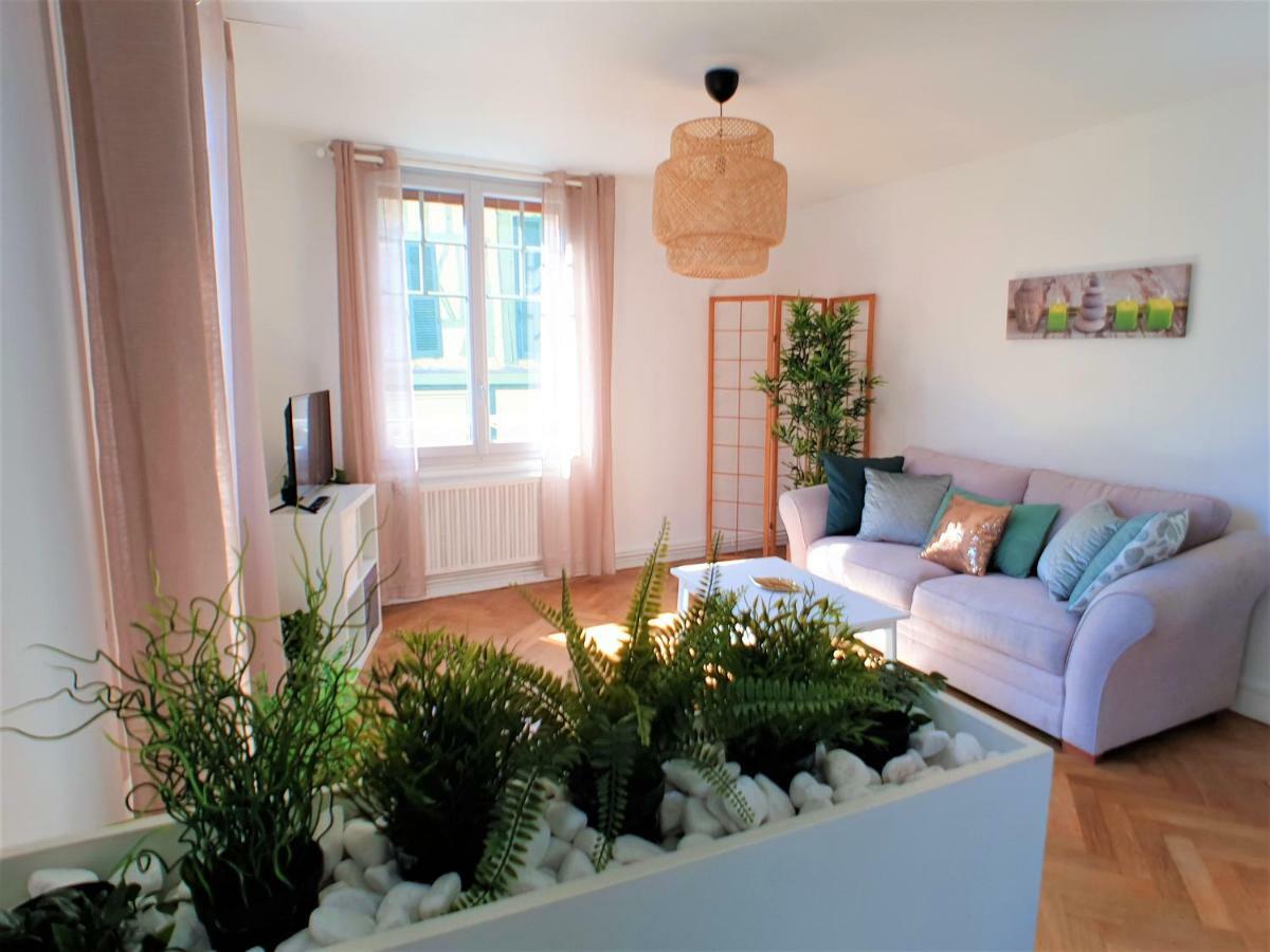 Au 36, Les Apparts Hotel Joigny Exteriör bild