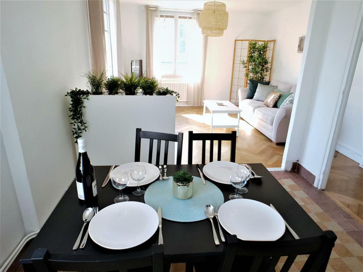 Au 36, Les Apparts Hotel Joigny Exteriör bild