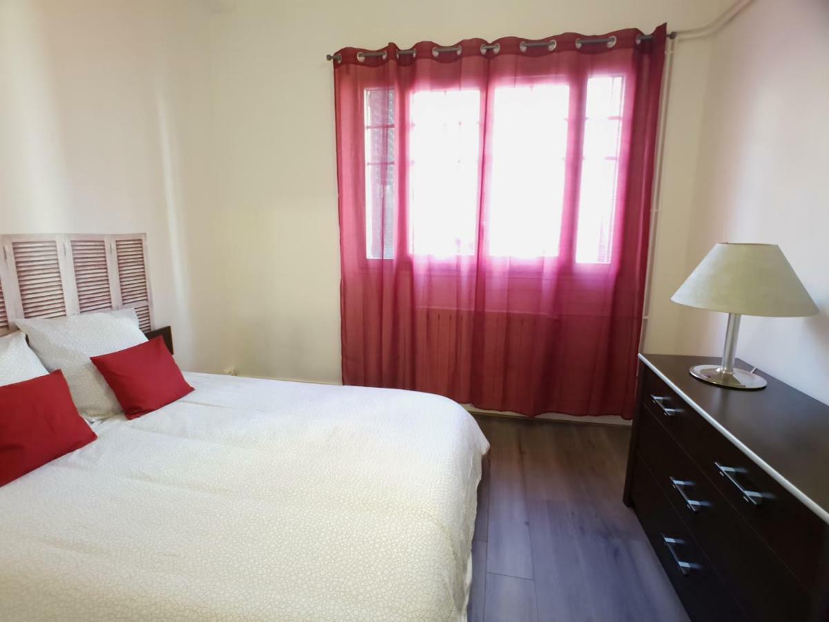 Au 36, Les Apparts Hotel Joigny Exteriör bild